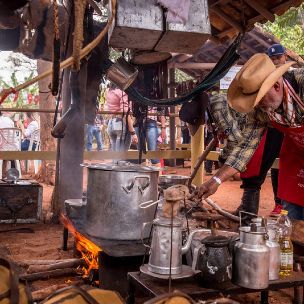 Começa a Festa do Peão de Boiadeiro em Barretos - Estradas